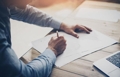 如何挑选合适的商务合同翻译服务 全面市场调查指南